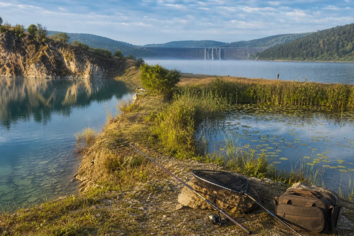 Stillgewässer erkennen: Baggersee, Weiher und Talsperre im Vergleich